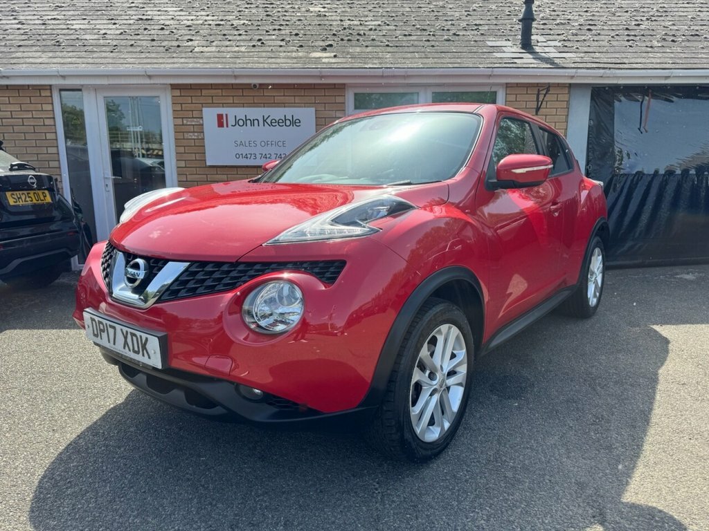 Nissan Juke 1.2L N-connecta Red