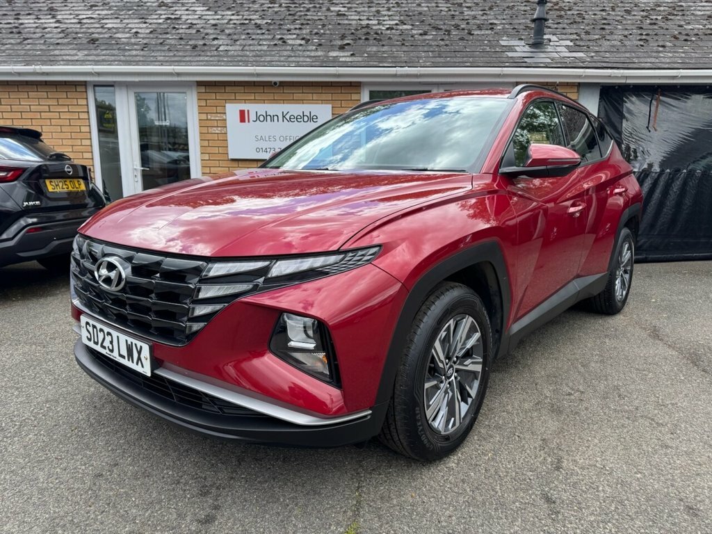 Hyundai Tucson 1.6L Se Connect Red