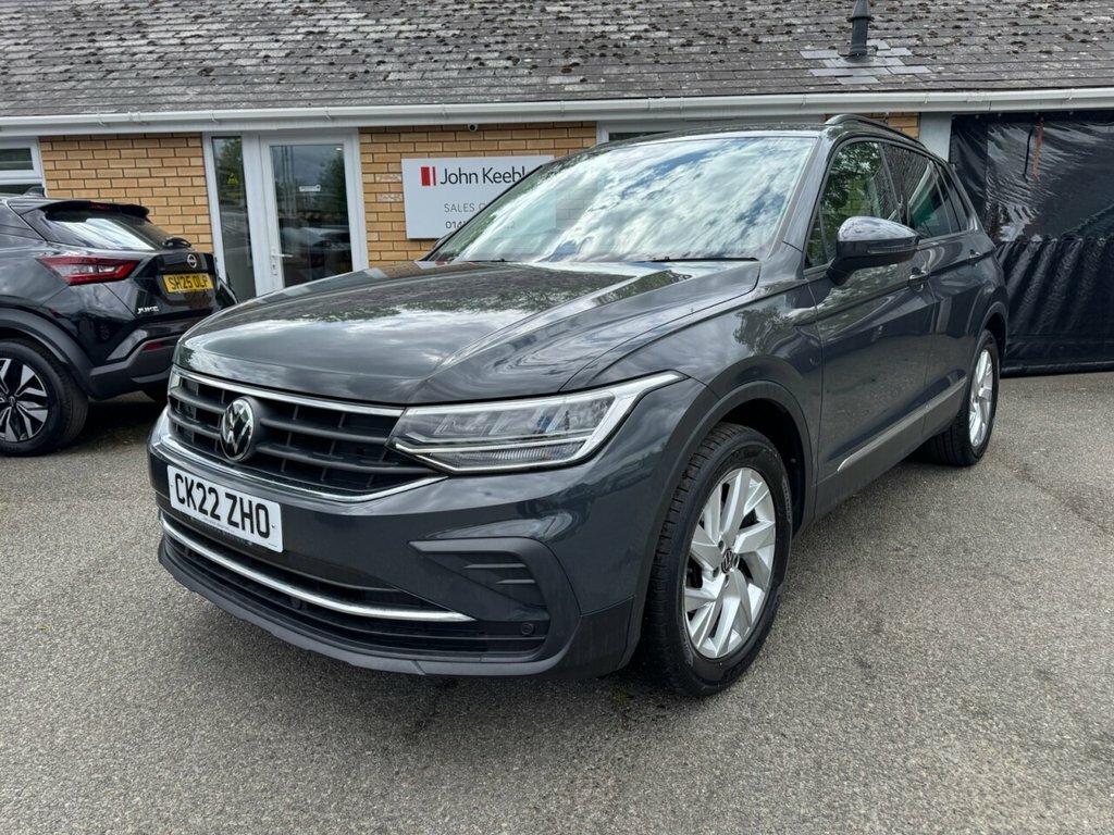 Volkswagen Tiguan 1.5L Life Grey