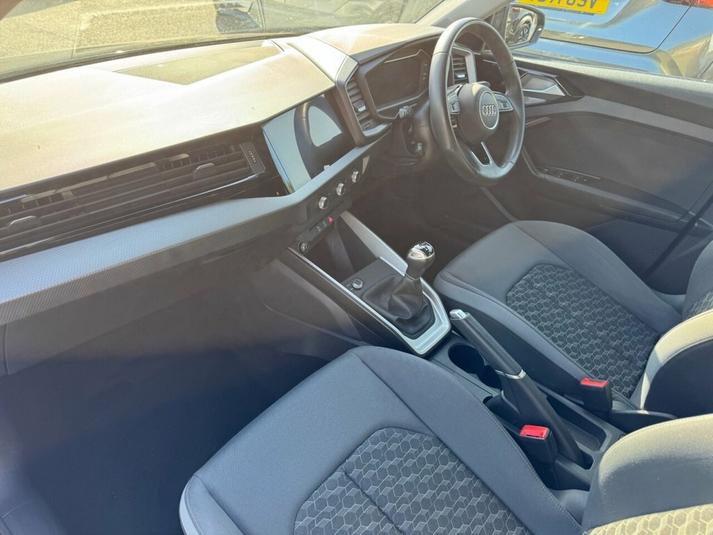 Audi A1 1L Sport LV73HRF Black #4