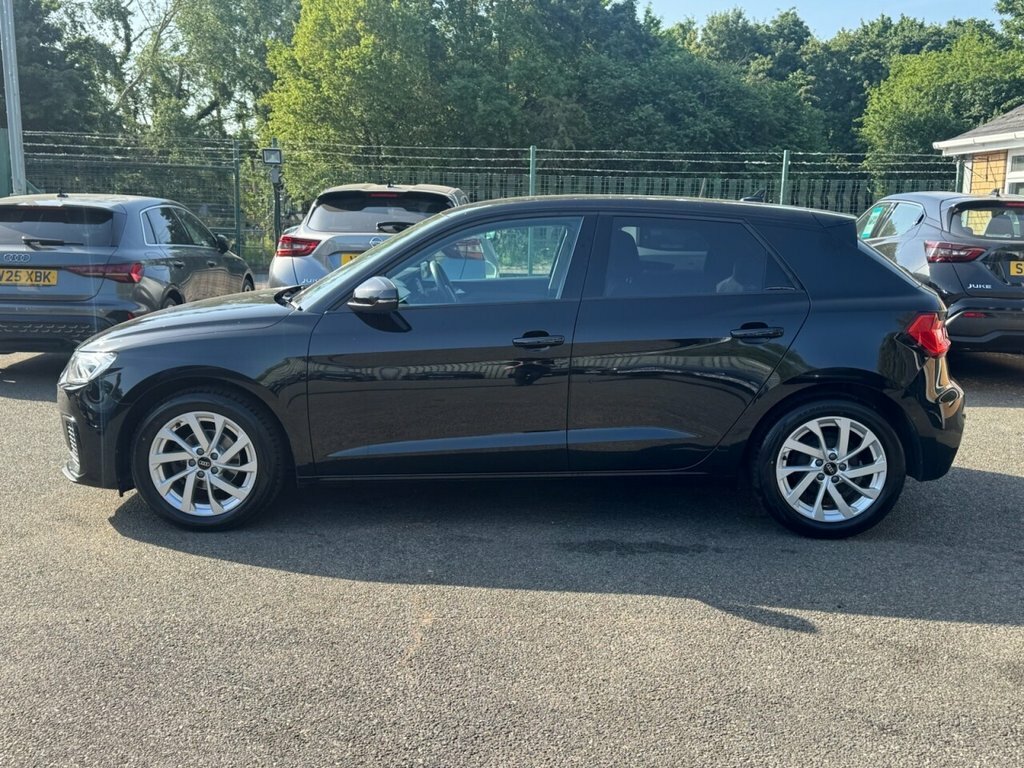 Audi A1 1L Sport LV73HRF Black #3