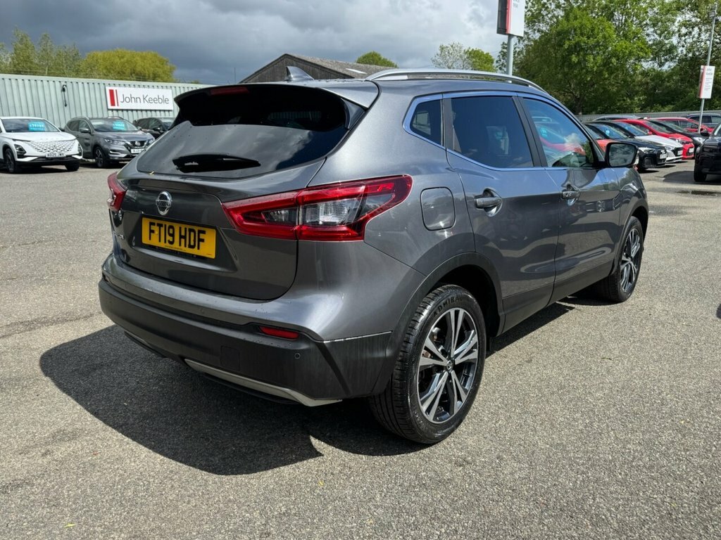 Nissan Qashqai 1.3L N-connecta FT19HDF Grey #2