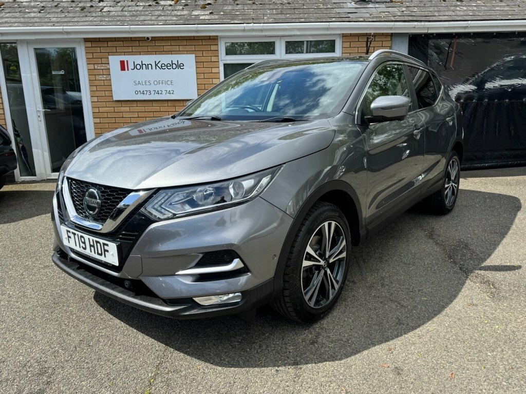 Nissan Qashqai 1.3L N-connecta Grey