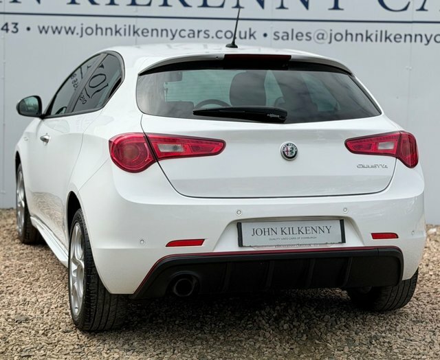 Alfa Romeo Giulietta Tb Sport Hatchback White #4