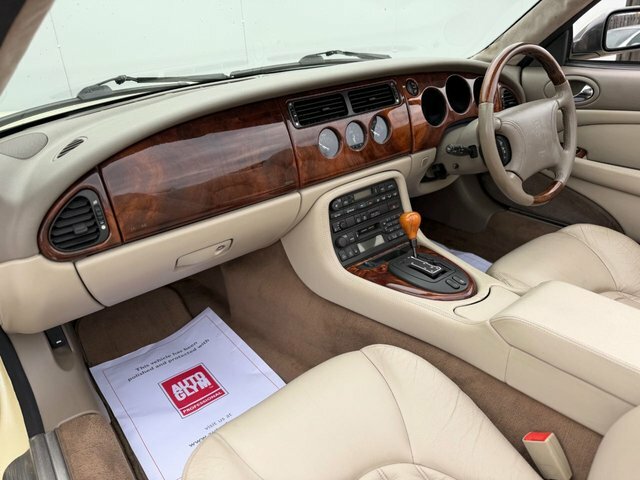 Jaguar XF 1998 4.0 Convertible 284 Gk Silver #17