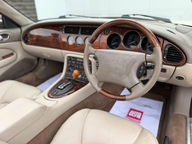 Jaguar XF 1998 4.0 Convertible 284 Gk Silver #9