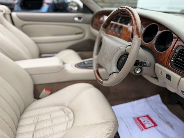 Jaguar XF 1998 4.0 Convertible 284 Gk Silver #13