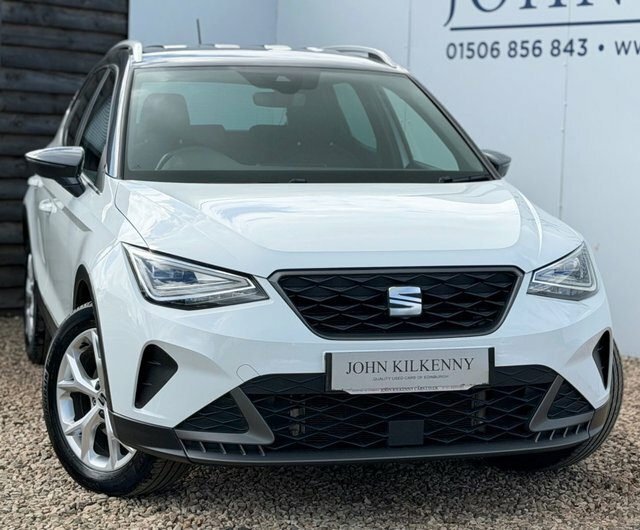 Seat Arona Tsi Fr Suv SH22LLR White #2