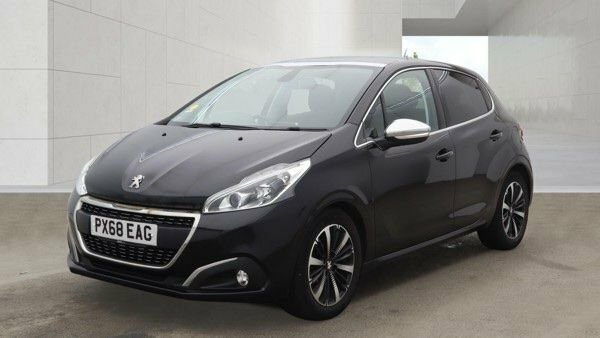 Peugeot 208 Puretech Allure Premium Hatchback PX68EAG Black #2