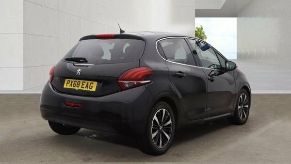 Peugeot 208 Puretech Allure Premium Hatchback PX68EAG Black #4