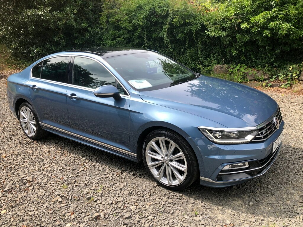 Volkswagen Passat 1.4 Tsi 150 R-line Panoramic Roof Blue