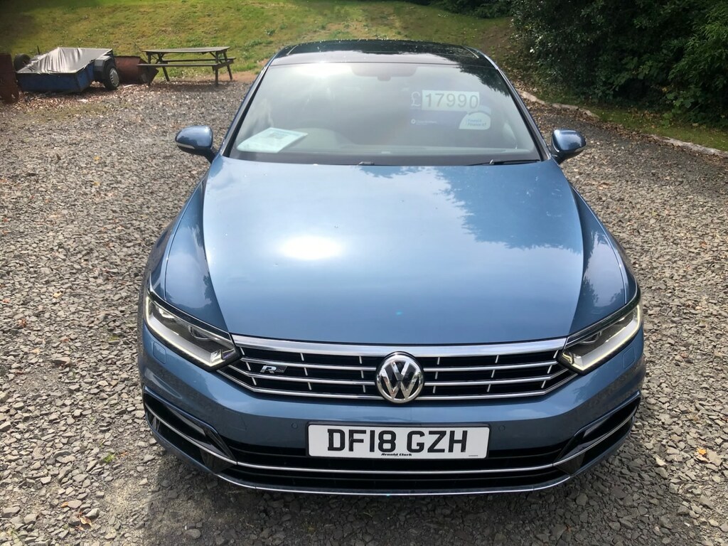 Volkswagen Passat 1.4 Tsi 150 R-line Panoramic Roof DF18GZH Blue #2