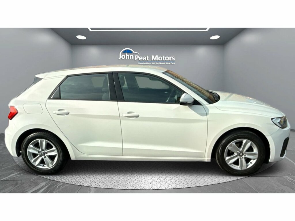 Audi A1 Tfsi Technik AK69SRO White #4
