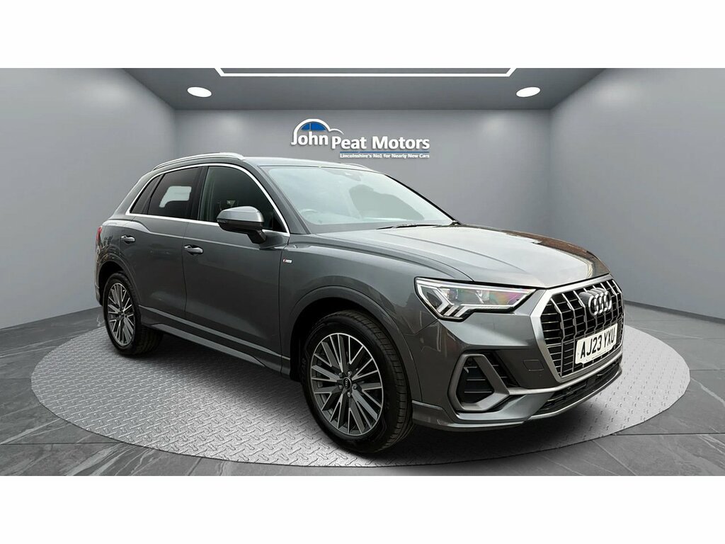 Audi Q3 Tfsi Cod S Line AJ23YXU Grey #3