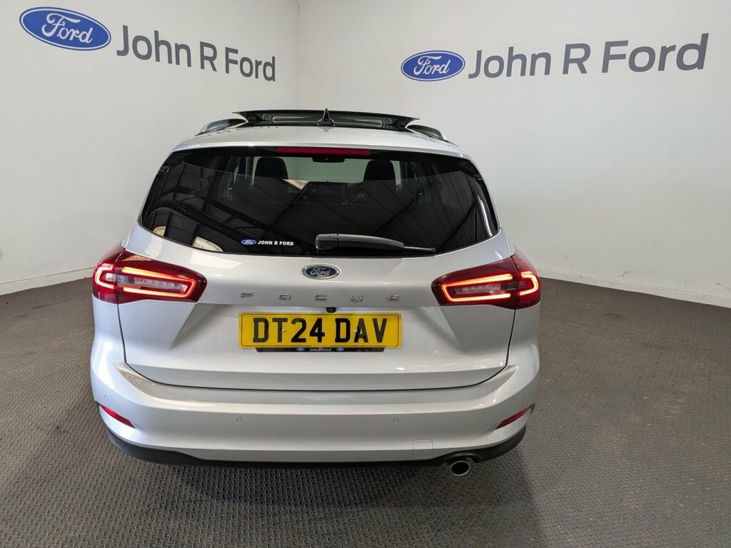 Ford Focus 1L Titanium X DT24DAV Silver #5