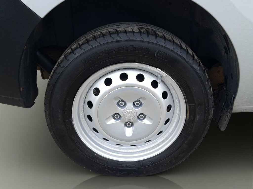 Vauxhall Combo 1.3L Null Silver #6