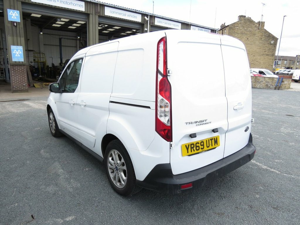 Ford Transit Connect 1.5L Limited YR69UTM White #6