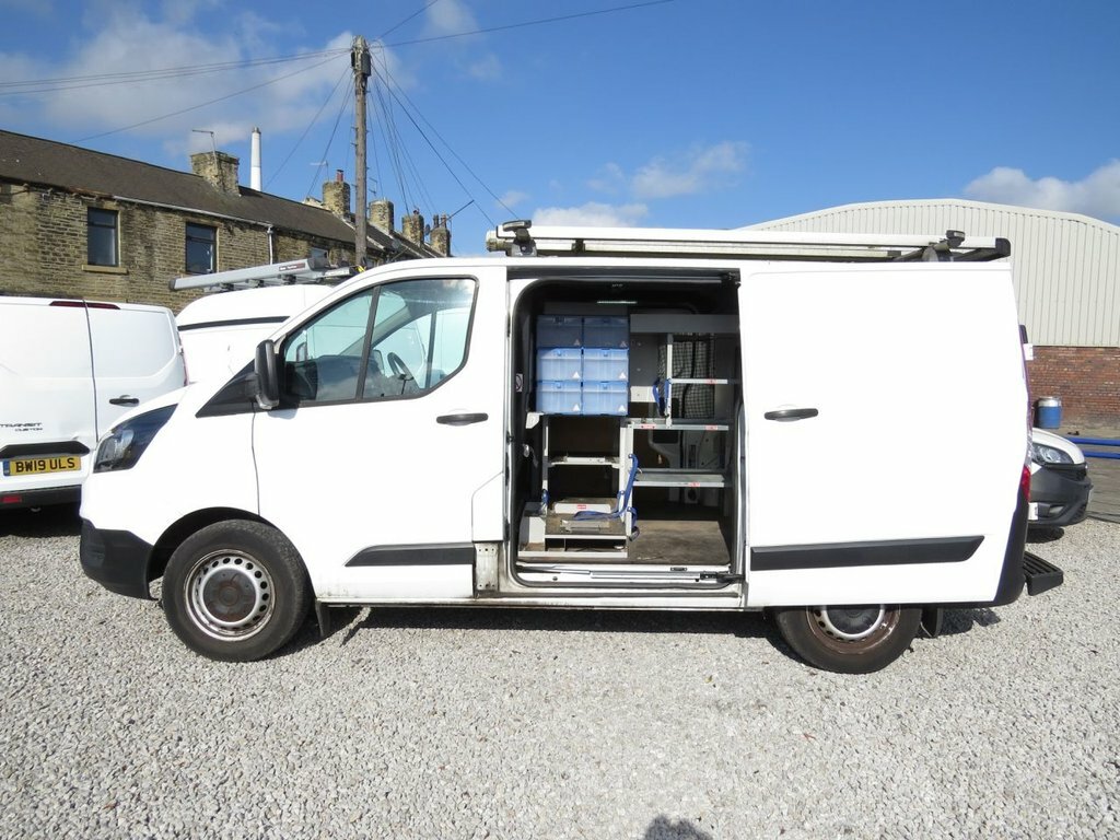 Ford Transit Custom 2L Null LC18UPS White #2