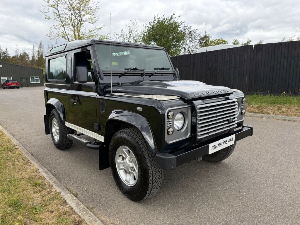 Land Rover Defender 90 Green #2