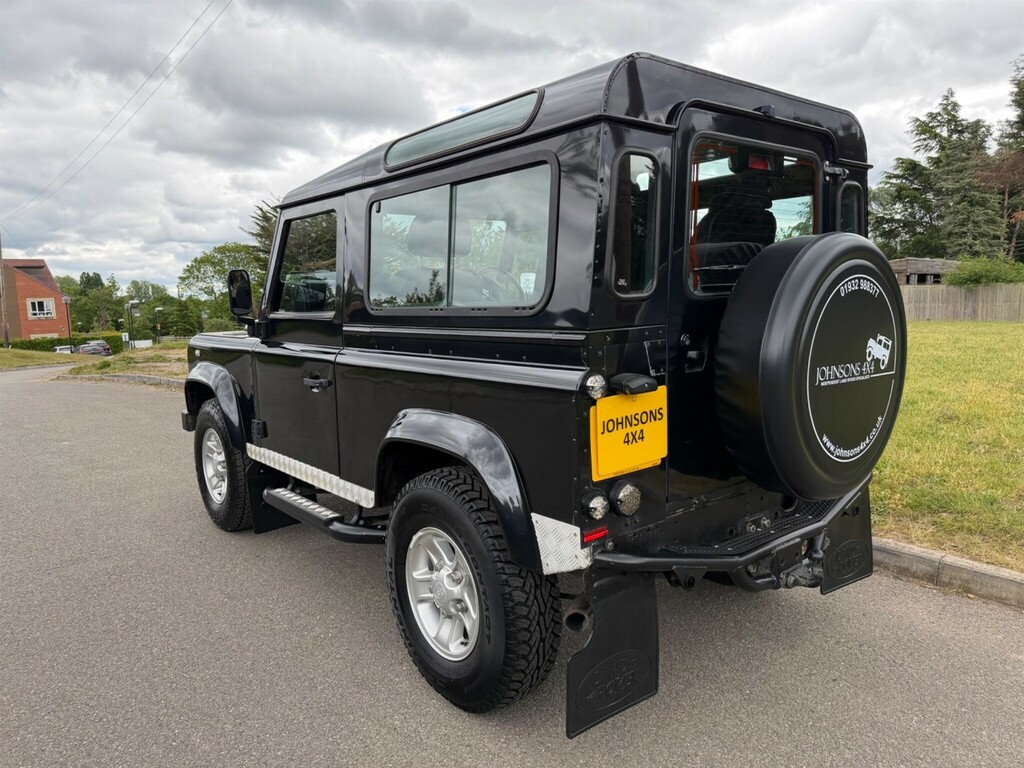 Land Rover Defender 90 Green #5