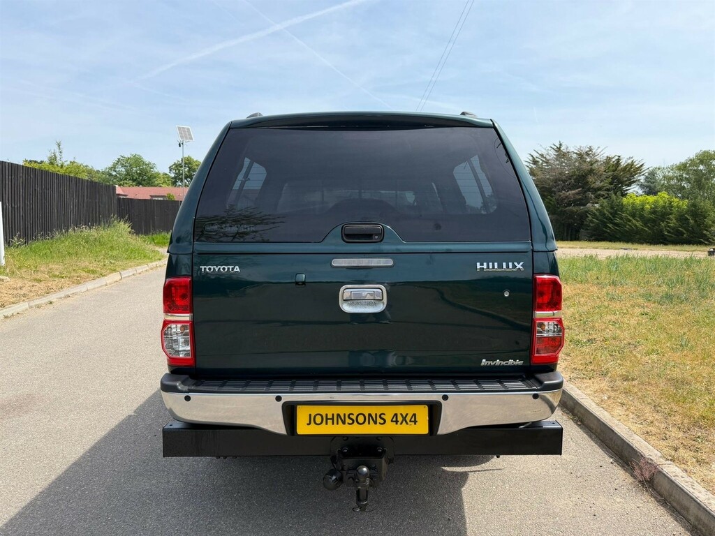 Toyota HILUX 3.0 Invincible 4X4 D-4d Dcb 169 Bhp Black #7