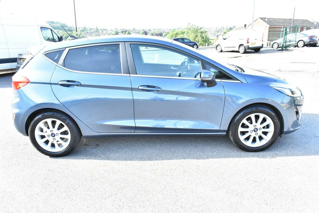 Ford Fiesta 1.0T Ecoboost Titanium Hatchback FV70VUN  #5