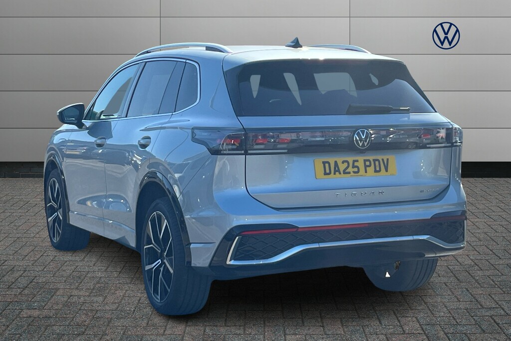Volkswagen Tiguan 1.5 Tsi 272 Ehybrid R-line Dsg DA25PDV Silver #3