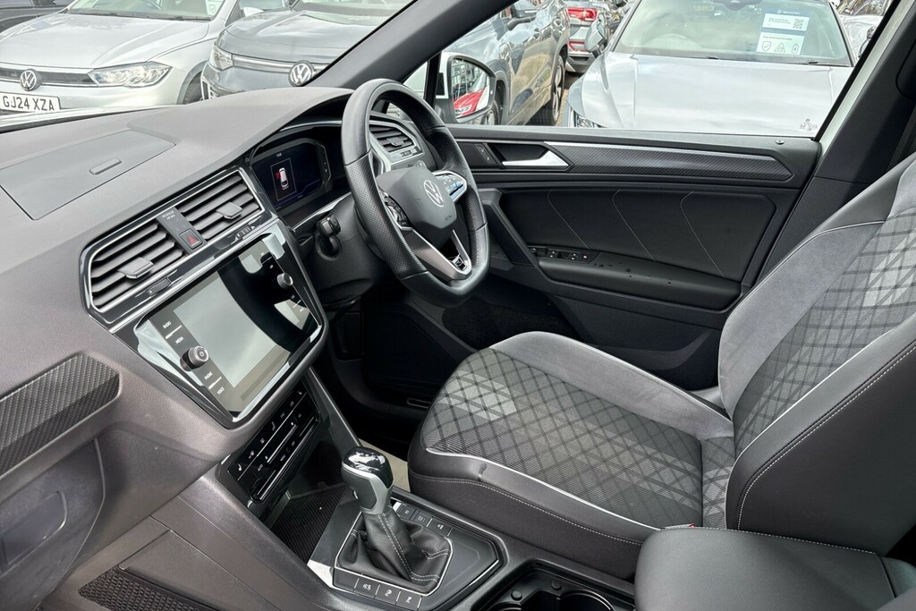 Volkswagen Tiguan 2.0 Tdi R-line Dsg RA72BUJ White #2