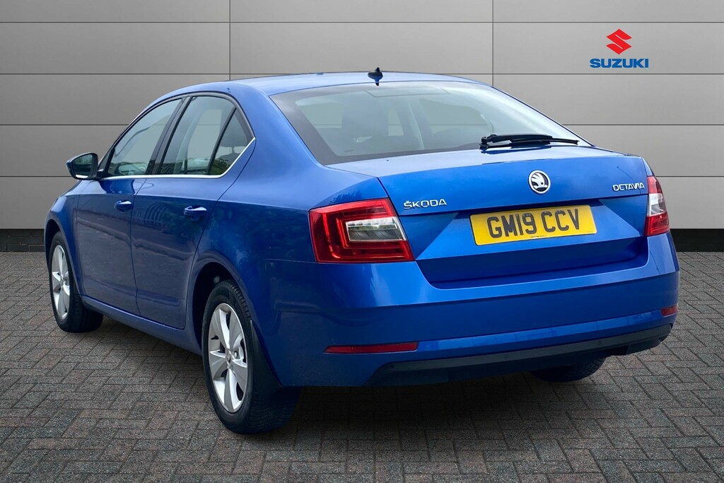 Skoda Octavia 1.6 Tdi Se Technology GM19CCV Blue #4