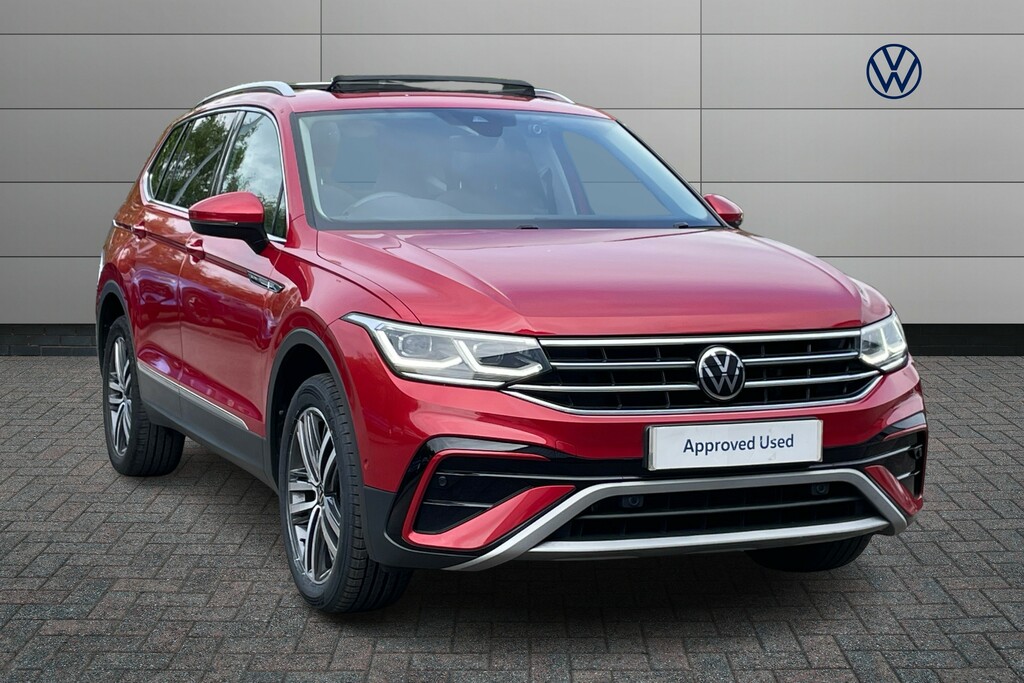 Volkswagen Tiguan Allspace 1.5 Tsi Elegance Dsg MT23FBF Red #2