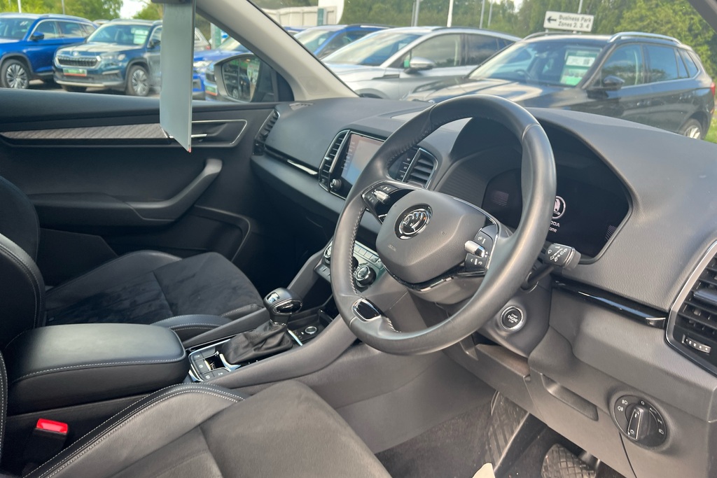 Skoda Karoq 2.0 Tdi 150 Se L 4X4 Dsg Grey #6