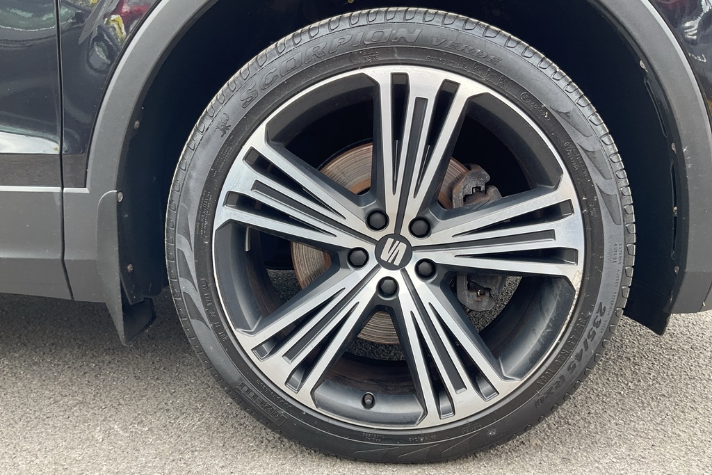 Seat Tarraco 2.0 Tdi 200 Xcellence Lux Dsg 4Drive Black #5