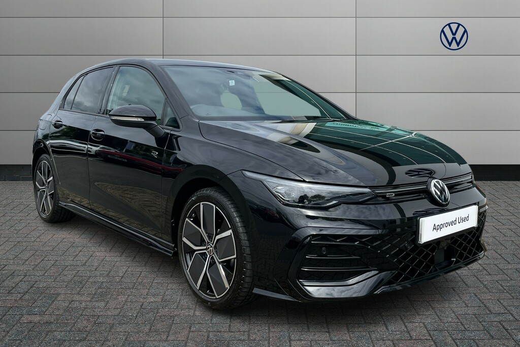 Volkswagen Golf 1.5 Tsi 150 Black Edition NJ75CGK Black #2