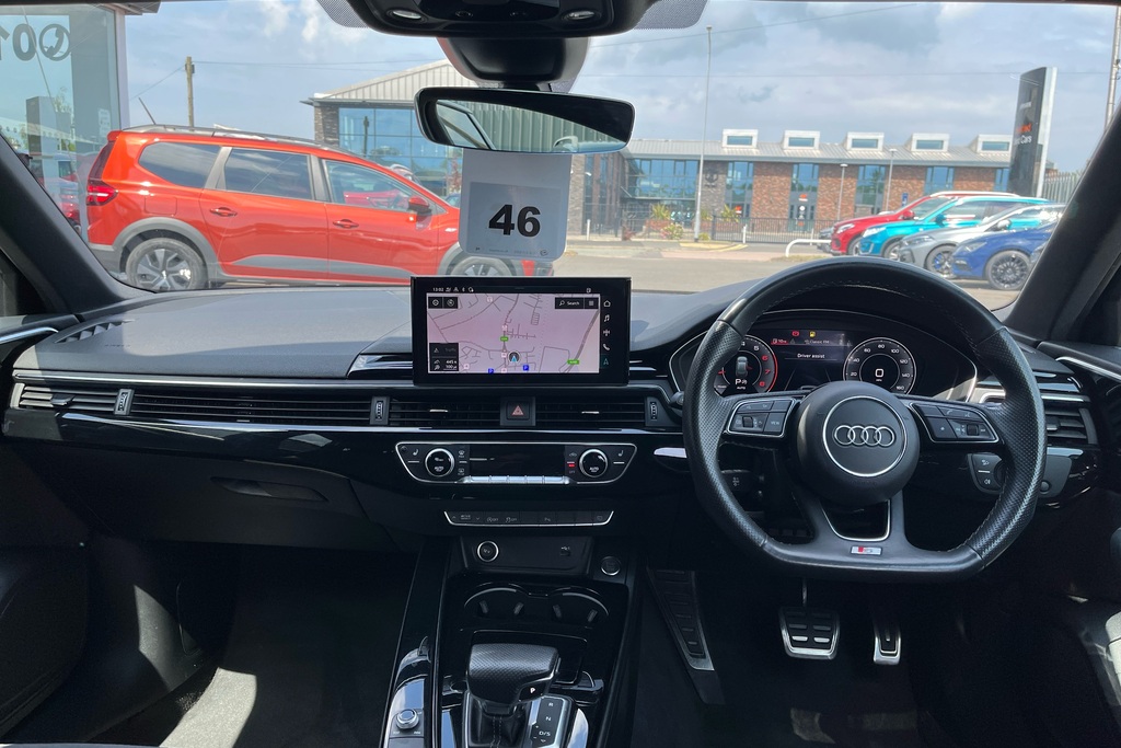 Audi A4 35 Tfsi Black Edition S Tronic DE23WDN White #5