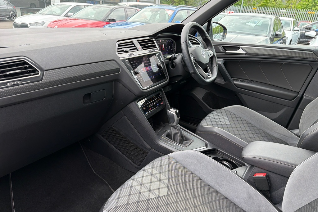 Volkswagen Tiguan 2.0 Tdi R-line Dsg OV72FPE Grey #2