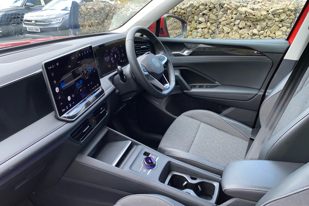 Volkswagen Tiguan 1.5 Etsi Life Dsg MD25EJJ Red #2