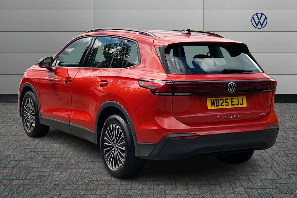 Volkswagen Tiguan 1.5 Etsi Life Dsg MD25EJJ Red #3