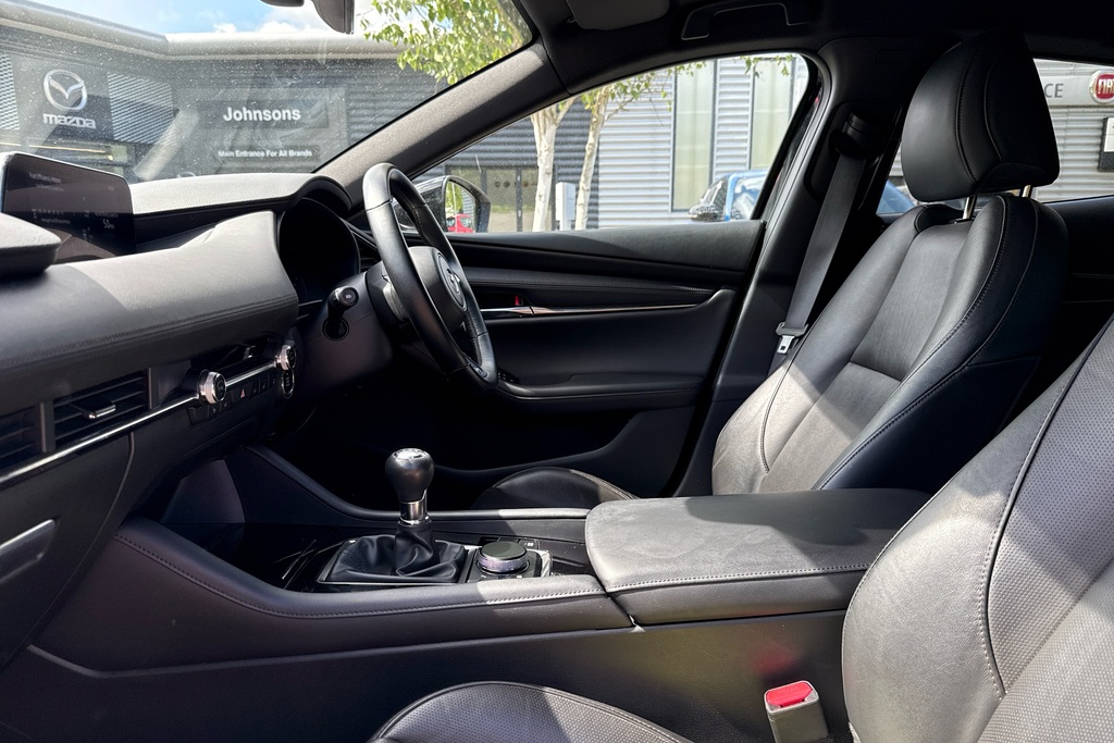 Mazda 3 2.0 E-skyactiv X Mhev 186 Gt Sport OW72TZT Black #6