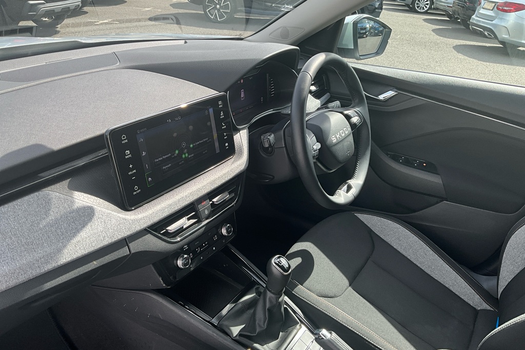 Skoda Kamiq 1.0 Tsi 95 Se Edition GL25FKF Silver #6
