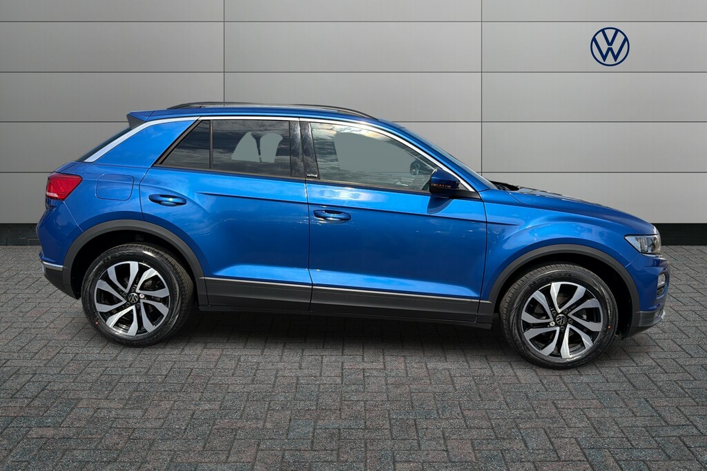 Volkswagen T-Roc 1.0 Tsi 110 Active Blue #4