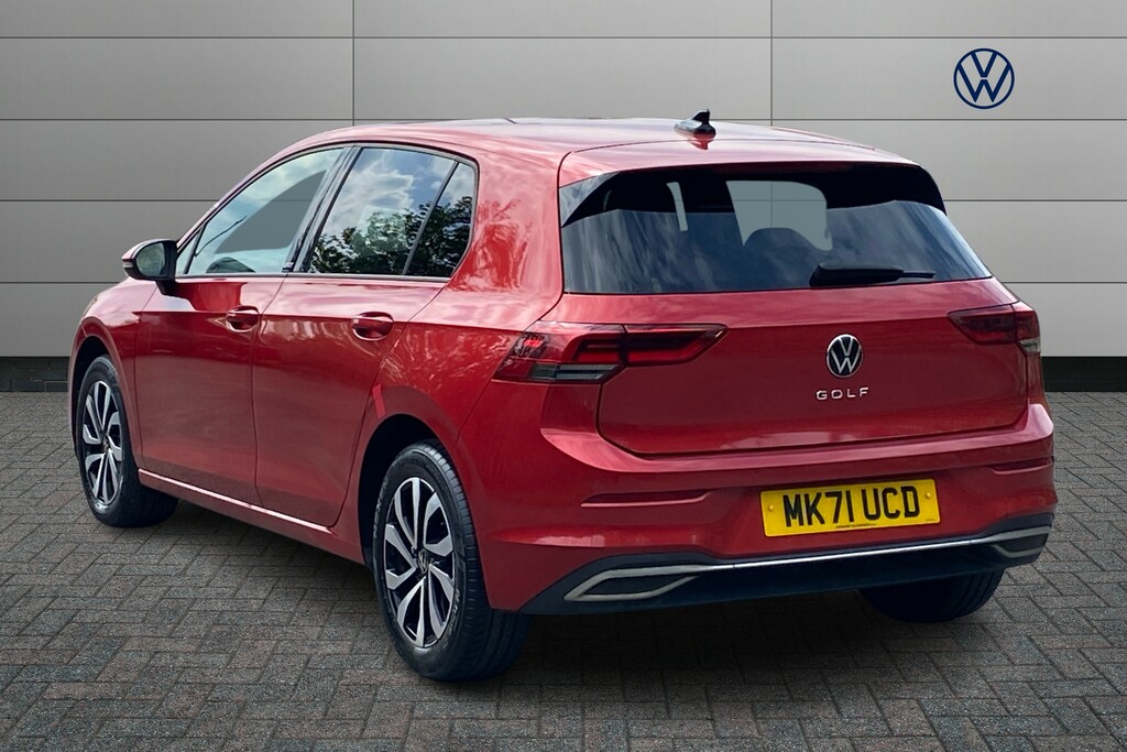Volkswagen Golf 1.0 Tsi Active MK71UCD Red #3