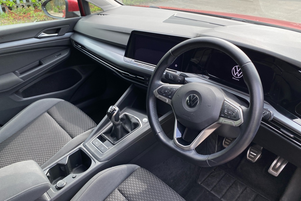 Volkswagen Golf 1.0 Tsi Active MK71UCD Red #6