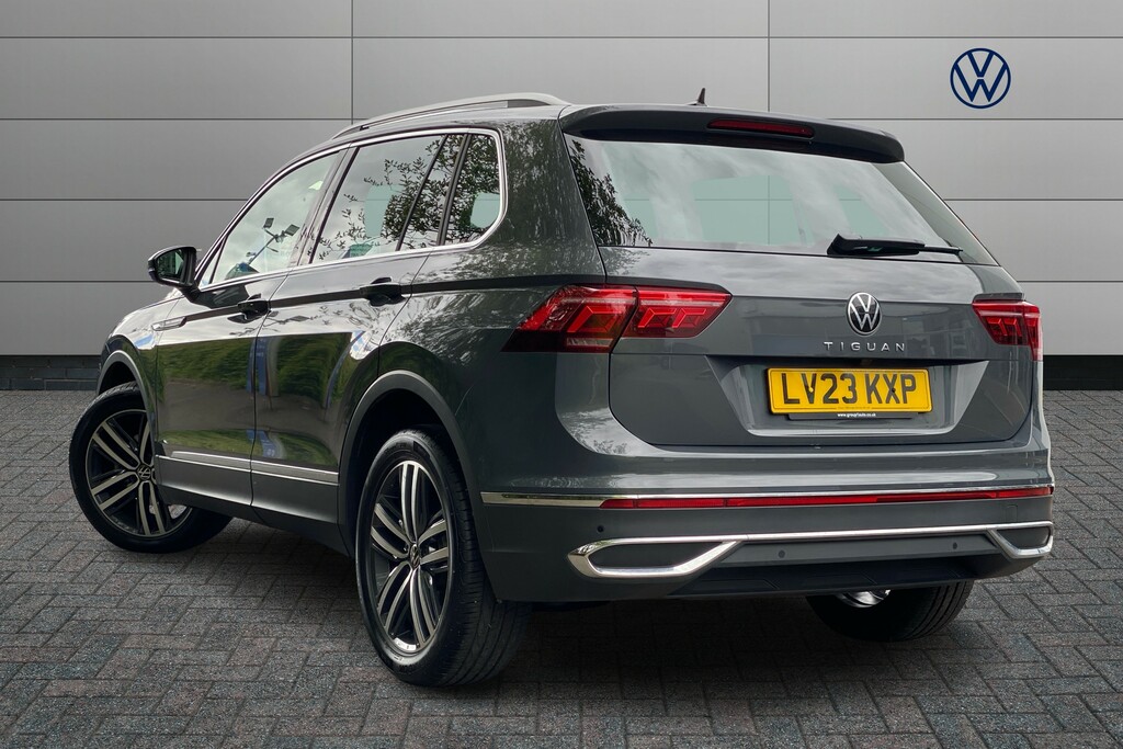 Volkswagen Tiguan 1.5 Tsi 150 Elegance Dsg LV23KXP Grey #3