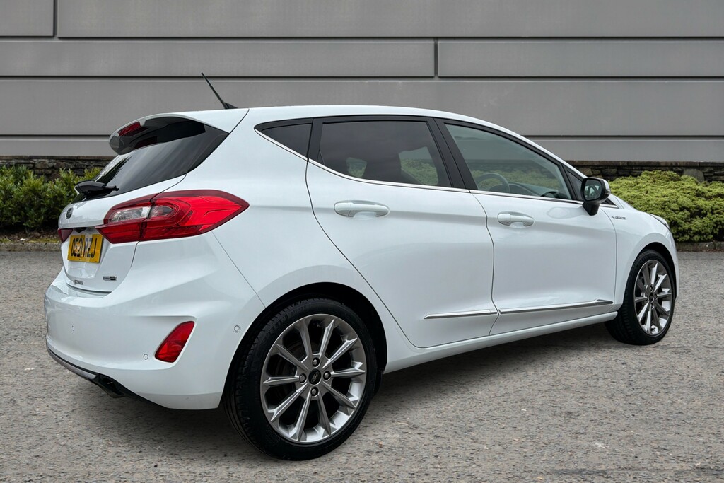 Ford Fiesta Vignale Edition OE21RZJ White #6