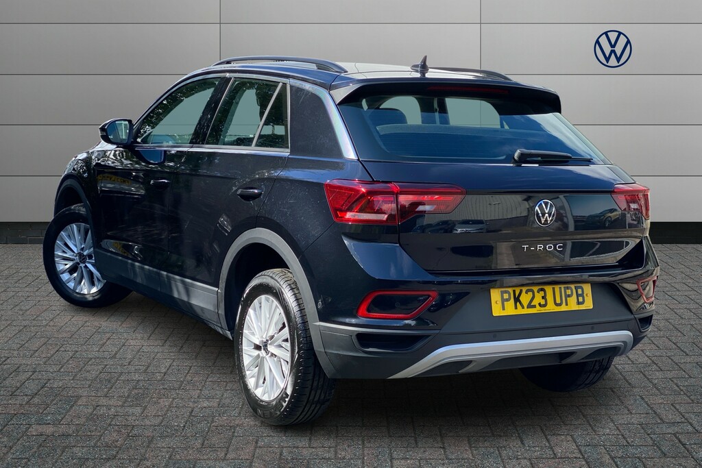 Volkswagen T-Roc 1.5 Tsi Life PK23UPB Black #3
