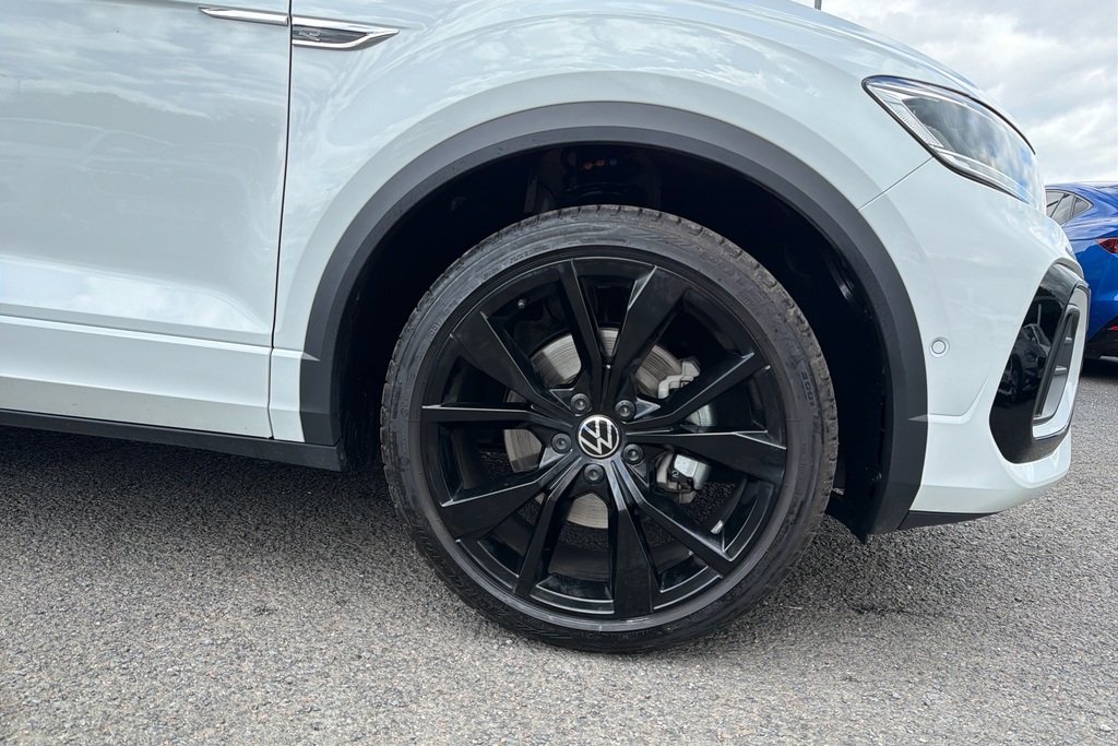 Volkswagen T-Roc 1.5 Tsi R-line VX75YFG Black #5