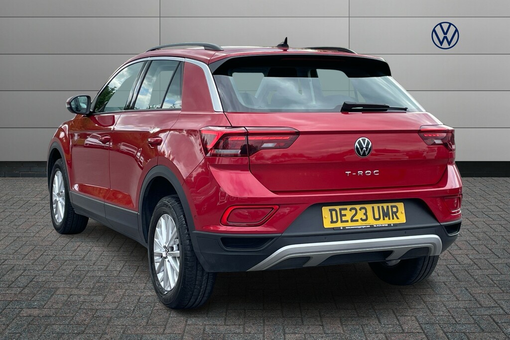 Volkswagen T-Roc 1.5 Tsi Life DE23UMR Red #3