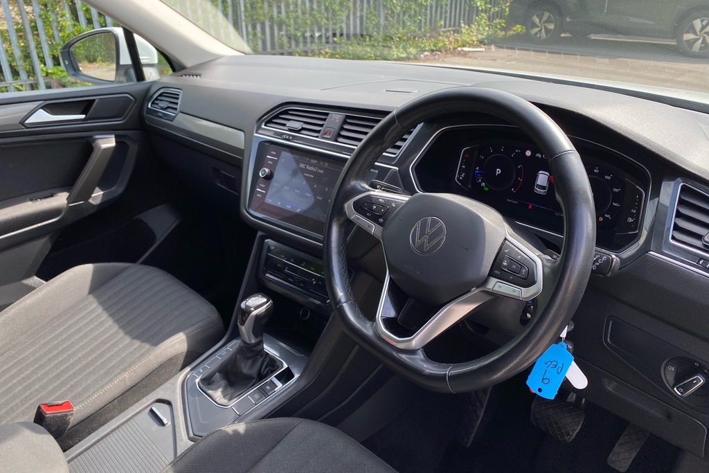 Volkswagen Tiguan Allspace 1.5 Tsi Life Dsg White #6