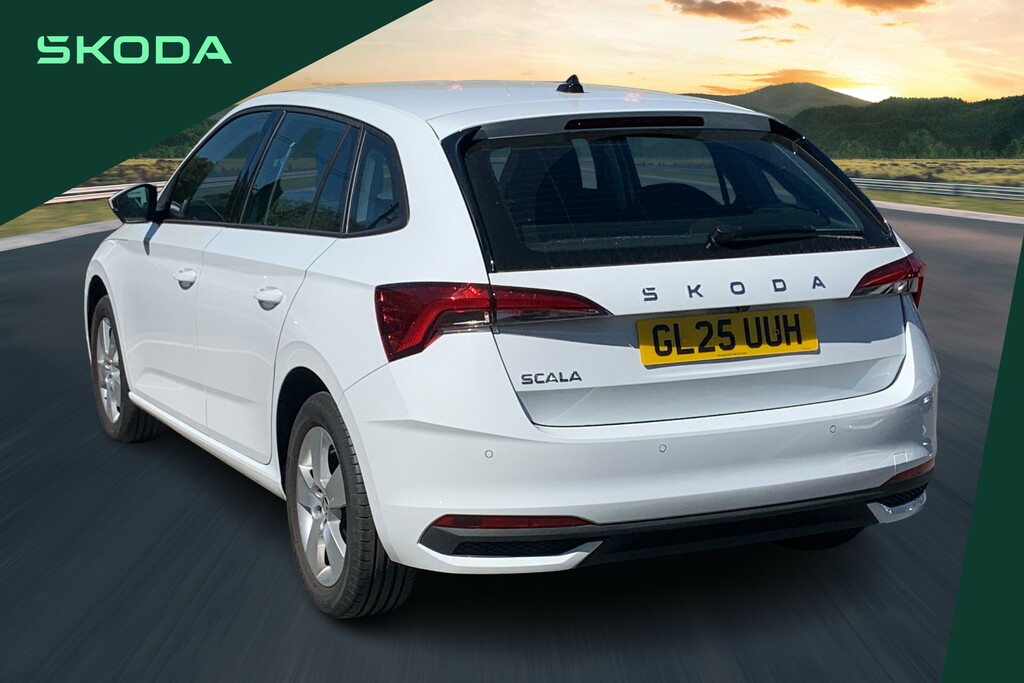 Skoda Scala 1.0 Tsi 116 Se Edition Dsg GL25UUH White #3