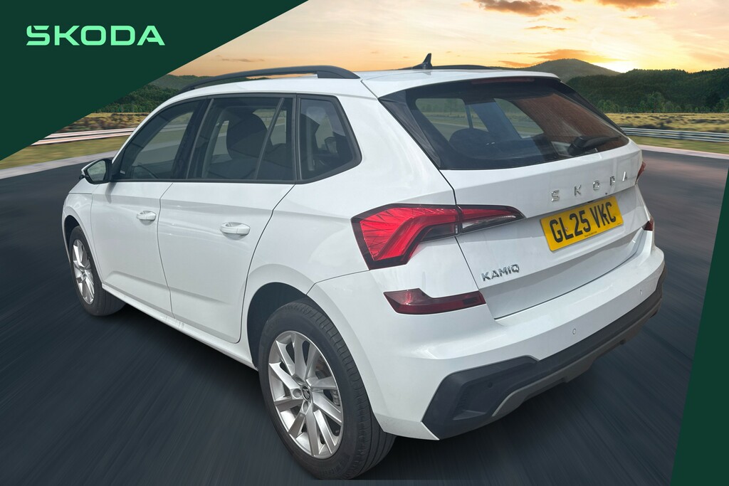 Skoda Kamiq 1.0 Tsi Se Edition Dsg GL25VKC White #3